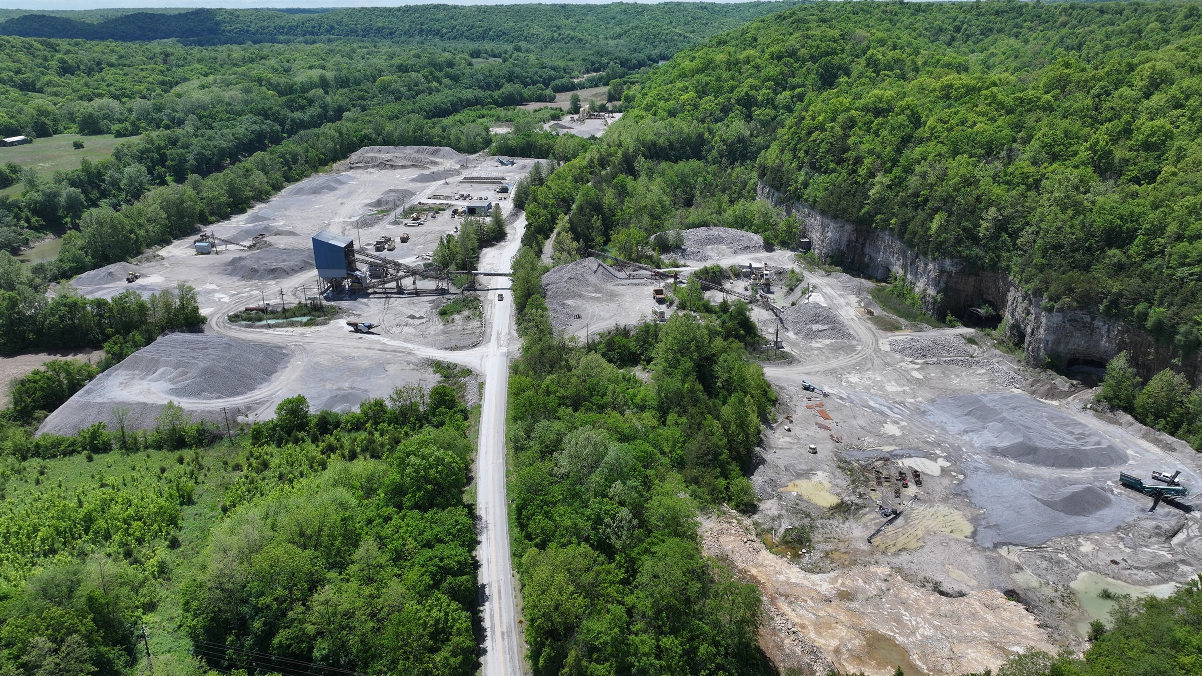 Aerial view of the Liter's Inc. Lockport quarry operation